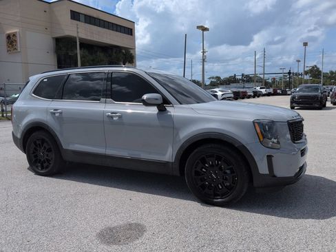 Used 2022 Kia Telluride SX w/ SX Prestige Package AWD/4WD image 1