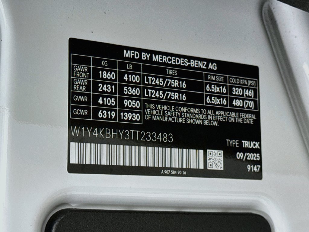 Used 2026 Mercedes-Benz Sprinter 2500 image 38