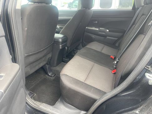 Used 2019 Mitsubishi Outlander Sport ES FWD image 10