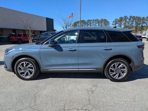 Used 2025 Lincoln Corsair FWD w/ Equipment Group 101A image 7