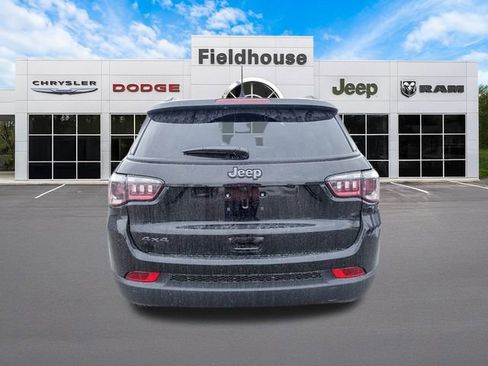 New 2026 Jeep Compass Latitude image 11