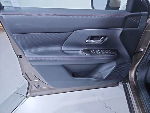 New 2025 Nissan Kicks SR image 10