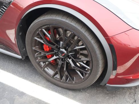 Used 2018 Chevrolet Corvette Z06 image 5