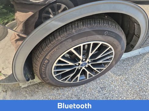 Used 2022 Ford Escape SE FWD image 6