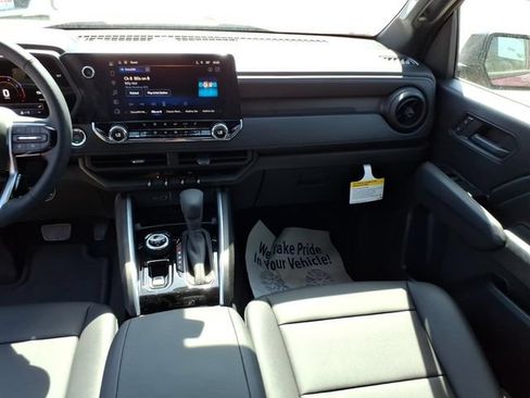 New 2026 Chevrolet Colorado Trail Boss AWD/4WD image 14