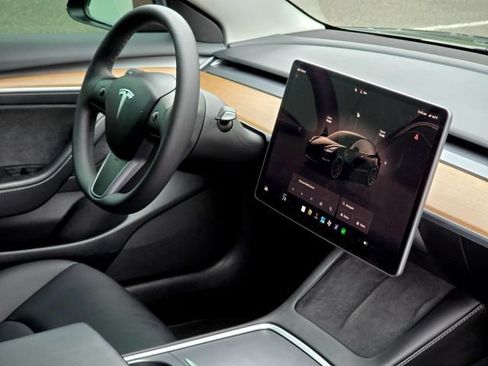 Used 2023 Tesla Model 3 Performance AWD/4WD image 19