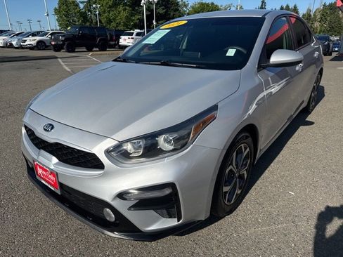 Used 2021 Kia Forte LXS image 1