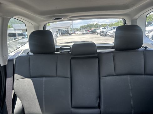Used 2017 Subaru Forester 2.5i Touring AWD/4WD image 36