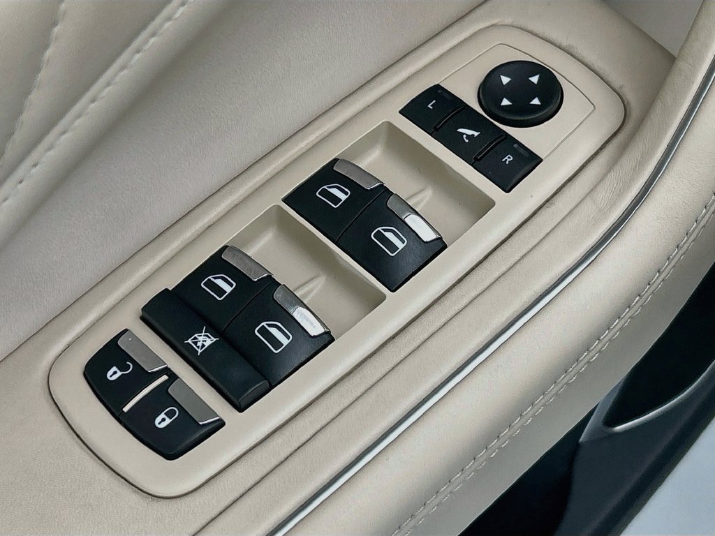 Used 2022 Maserati Levante GT AWD/4WD image 22