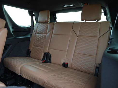 Used 2023 Cadillac Escalade Sport w/ Touring Package image 21