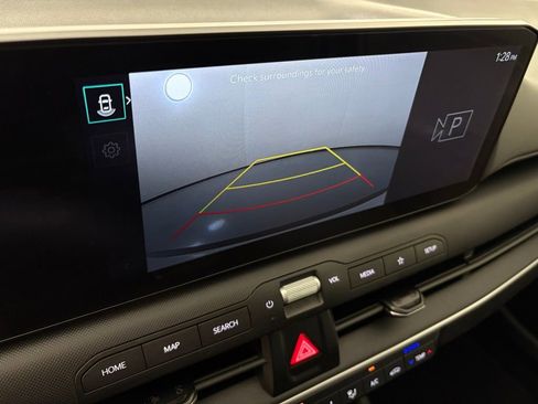 New 2025 Kia K4 LXS image 25