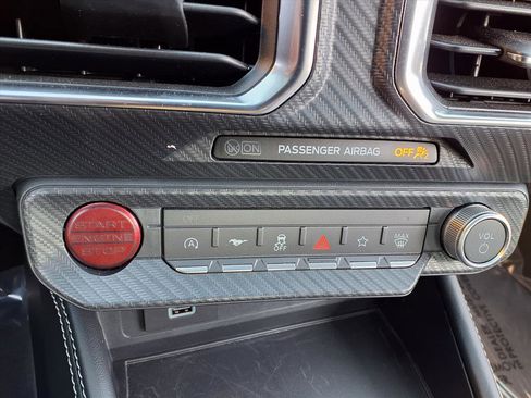 Used 2025 Ford Mustang Premium image 6