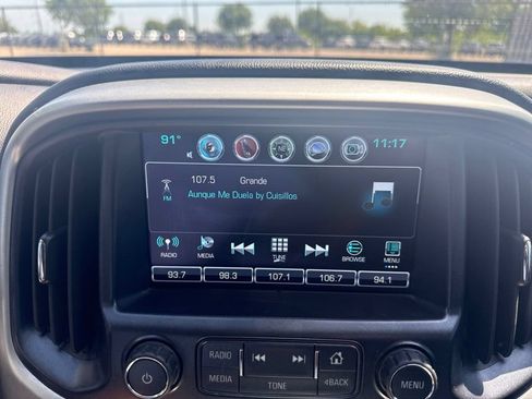 Used 2018 Chevrolet Colorado LT w/ LT Convenience Package RWD image 16