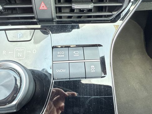 Certified 2023 Toyota bZ4X Limited w/ Weather Package image 27