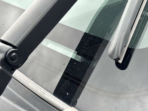 Used 2016 Toyota 4Runner SR5 image 6