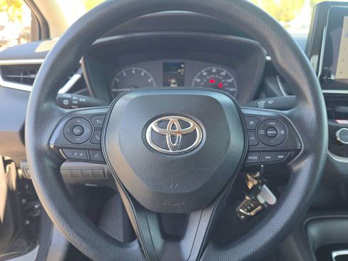 Certified 2025 Toyota Corolla LE FWD image 22