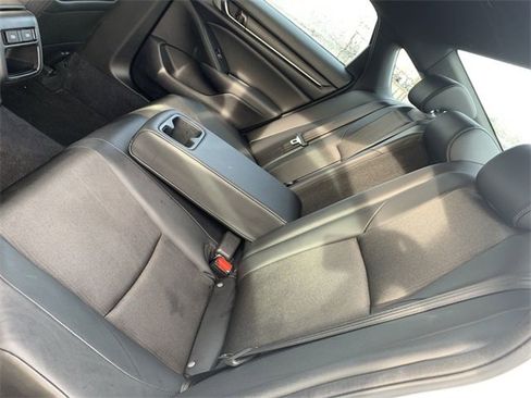 Used 2022 Honda Accord Sport image 10