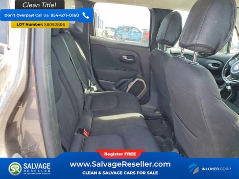 Used 2016 Jeep Renegade Latitude AWD/4WD image 13