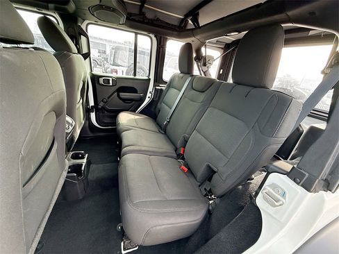 Used 2021 Jeep Wrangler Unlimited Sport image 26