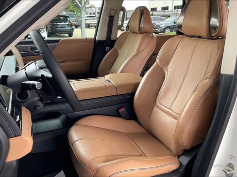 Used 2025 INFINITI QX80 Sensory w/ Premium Cargo Package image 22