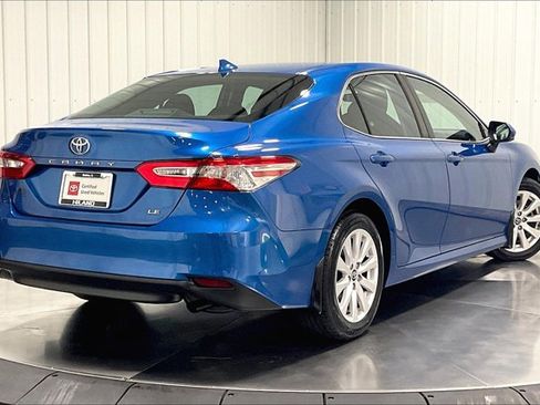 Certified 2020 Toyota Camry LE image 14
