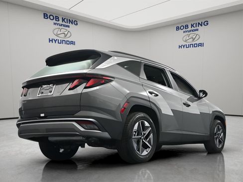 New 2026 Hyundai Tucson SEL FWD image 14