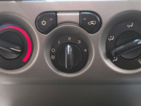 Used 2010 GMC Canyon SLE w/ Power Convenience Package image 17