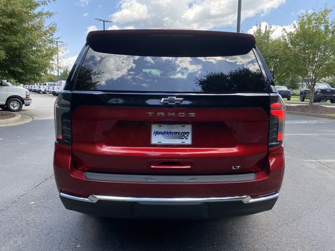 Used 2025 Chevrolet Tahoe LT w/ Comfort Package AWD/4WD image 8