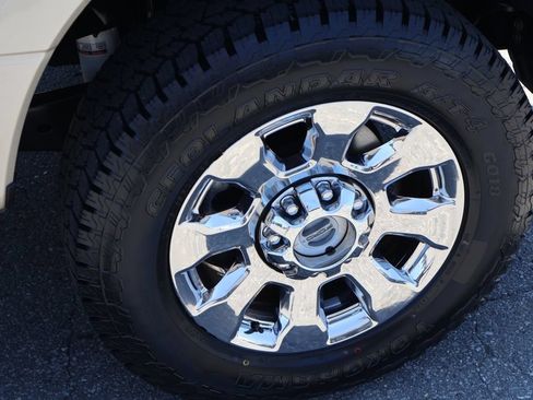 Used 2017 Ford F250 Lariat AWD/4WD image 27