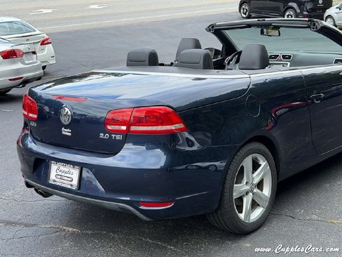 Used 2012 Volkswagen Eos Lux FWD image 33