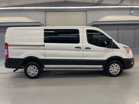 Used 2022 Ford Transit 250 Low Roof w/ Exterior Upgrade Package image 8