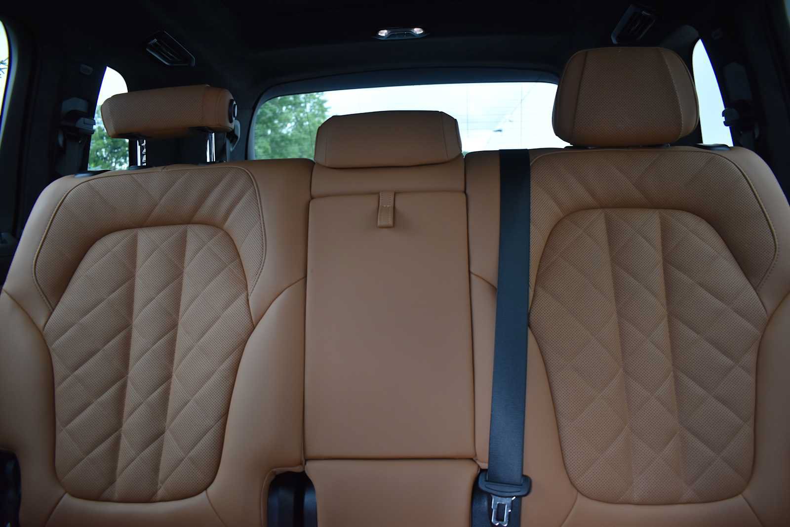 Used 2026 BMW X7 xDrive40i w/ M Sport Package AWD/4WD image 12