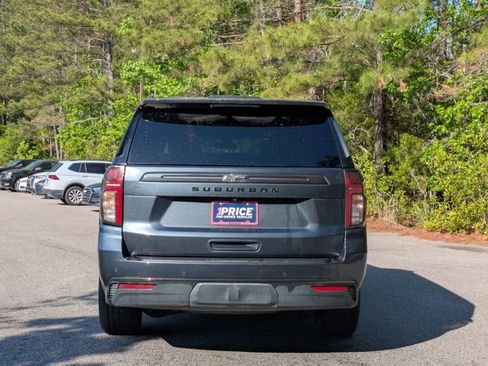 Used 2021 Chevrolet Suburban Z71 w/ Z71 Off-Road Package image 7