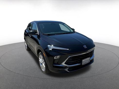 Used 2025 Buick Encore GX Preferred image 3