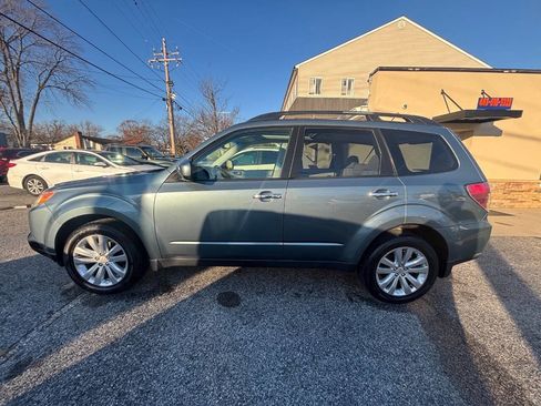 Used 2010 Subaru Forester 2.5X Premium w/ Popular Equipment Group 1A image 7