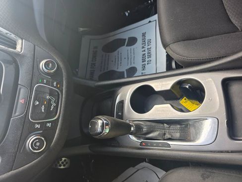 Used 2016 Chevrolet Malibu LS FWD image 16