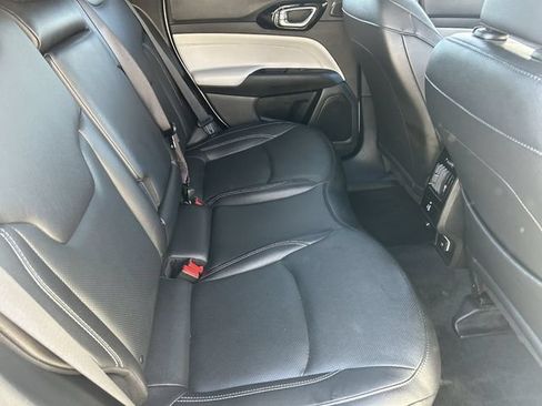 Used 2025 Jeep Compass Limited w/ Elite Group AWD/4WD image 14