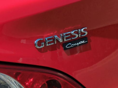 Used 2012 Hyundai Genesis 2.0T RWD image 13
