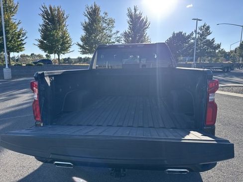 Used 2019 Chevrolet Silverado 1500 High Country w/ Technology Package image 15