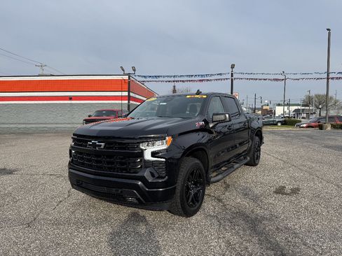 Used 2023 Chevrolet Silverado 1500 RST w/ Z71 Off-Road Package image 1