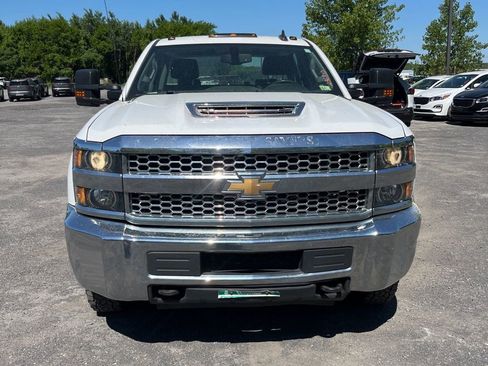 Used 2019 Chevrolet Silverado 3500 W/T w/ WT Convenience Package AWD/4WD image 3