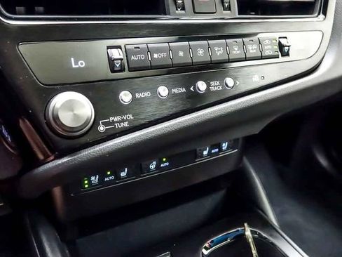 Used 2023 Lexus ES 350 w/ Premium Package FWD image 19