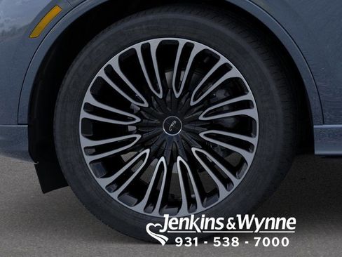 New 2026 Lincoln Aviator Black Label AWD/4WD image 18