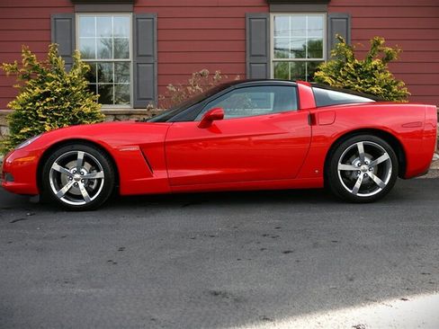 Used 2009 Chevrolet Corvette Coupe w/ Preferred Equipment Group image 5