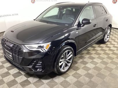Certified 2025 Audi Q3 2.0T Premium w/ Convenience Package