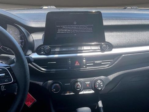 Used 2023 Kia Forte LXS FWD image 6