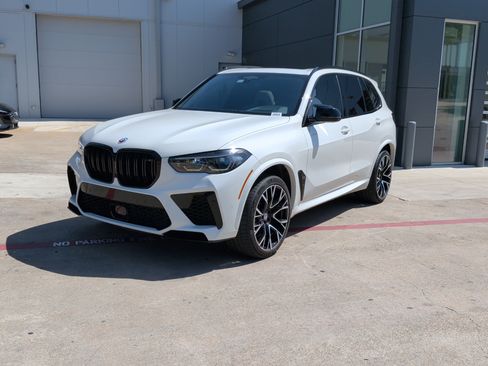 Used 2023 BMW X5 M w/ Competition Package AWD/4WD image 5