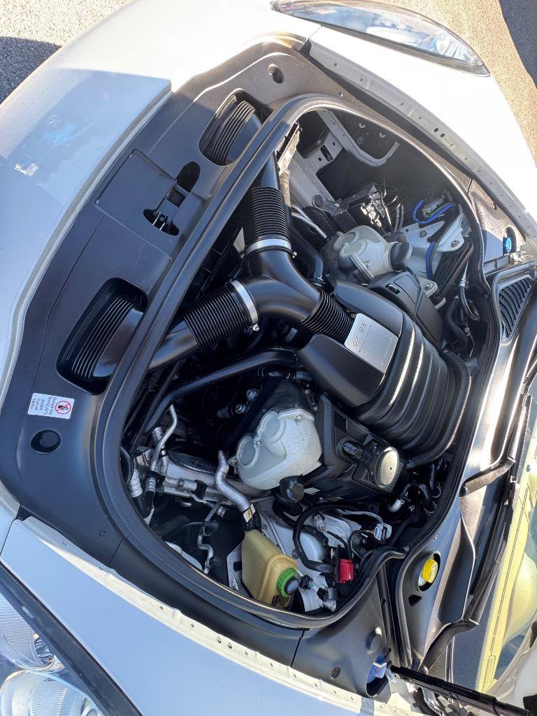 Used 2014 Porsche Panamera 4 AWD/4WD image 32
