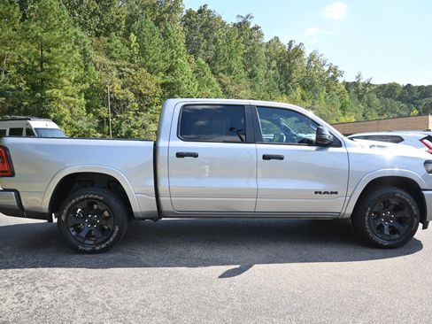 Used 2025 RAM 1500 Big Horn AWD/4WD image 11