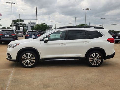Used 2022 Subaru Ascent Limited w/ Technology Package AWD/4WD image 5